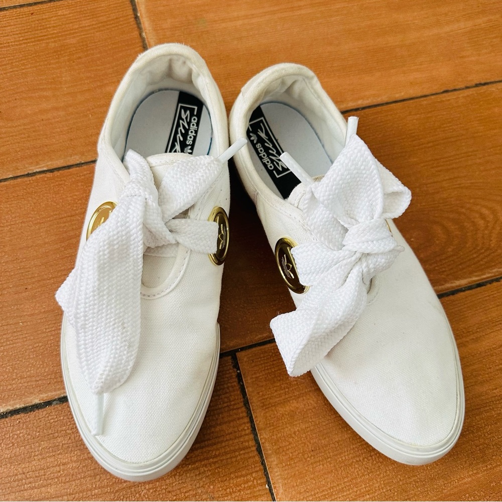 Adidas Original Women SLEEK LO WHITE / GOLD Size 6 - Picture 3 of 9